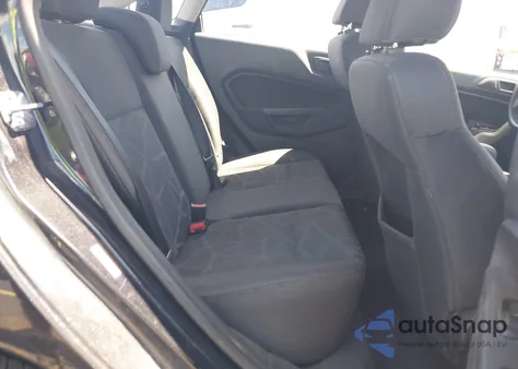 2013 Ford Fiesta Se z USA, uszkodzony, nr VIN 3FADP4BJ2DM131790